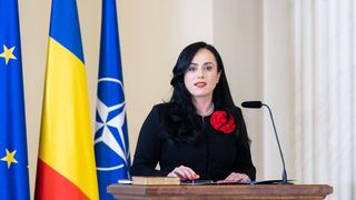 Noul ministru al Muncii, Simona Bucura-Oprescu, despre situația din &bdquo;azilele groazei&rdquo;: &bdquo;Prioritatea mea o reprezintă modificarea legislaţiei licenţierea căminelor de bătr&acirc;ni, de copii şi pentru persoanele cu dizabilităţi&rdquo;
