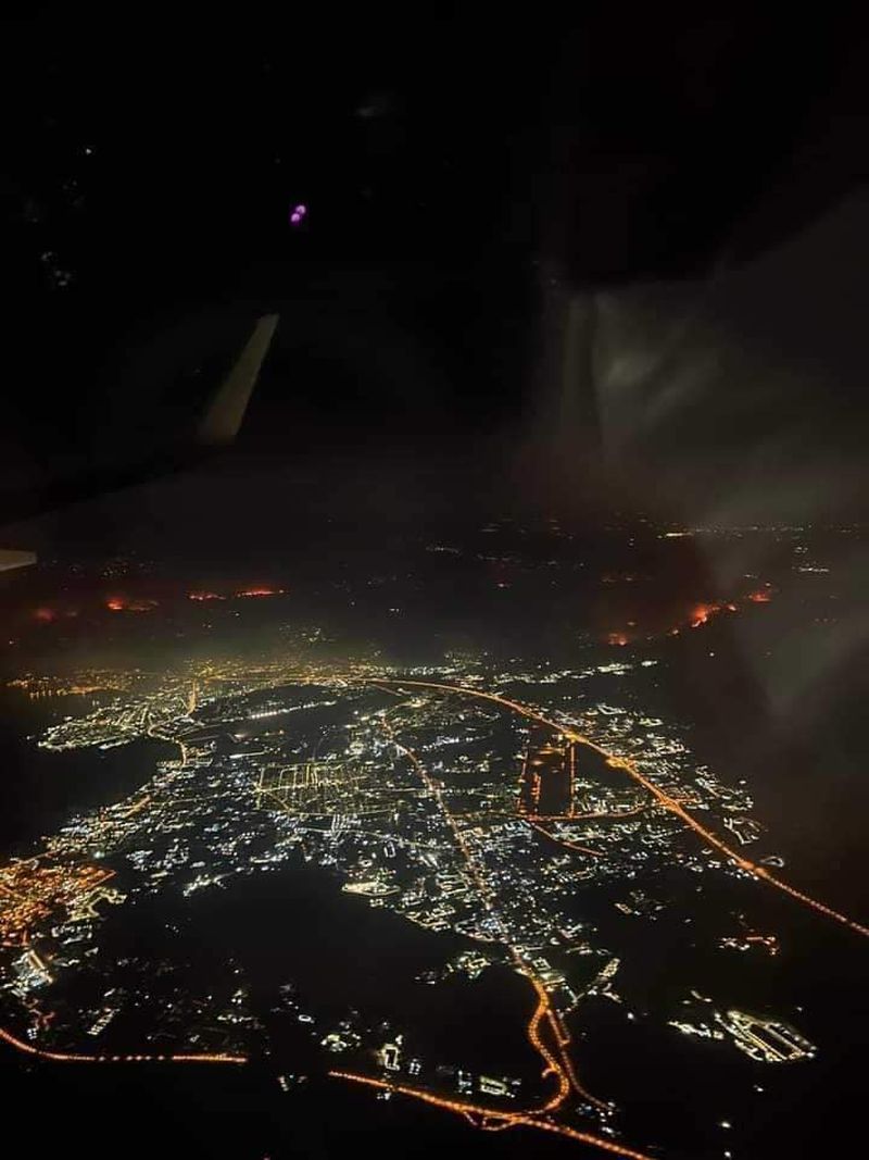 A patra zi de incendii puternice în Grecia. Cea mai grea luptă cu flăcările a fost în Rodos „Condiţiile rămân dificile”