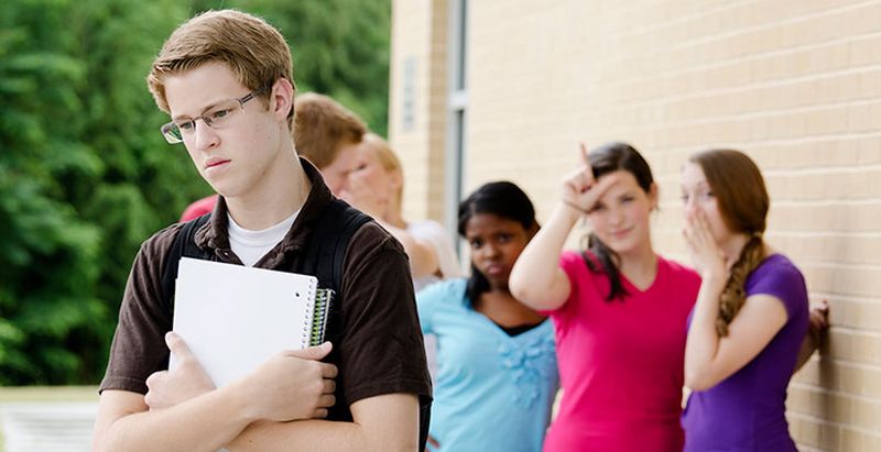 Elevii implicați în agresiuni vor fi obligați să participe la consiliere. Cum vor fi gestionate cazurile de violență în școli? Măsurile propuse de Ministerul Educației