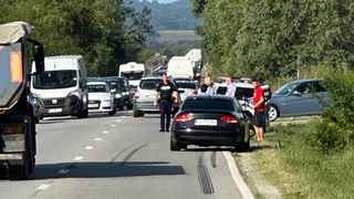 O femeie a fost ucisă de un șofer care a adormit la volan. Tragedie la Câlnic