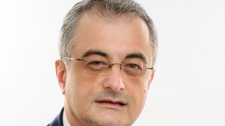 Gabriel Andronache vrea blocurile din țară vopsite &icirc;n alb