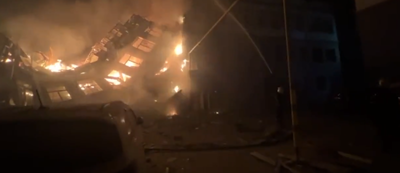 Mai multe clădiri au fost distruse, printre care și consulatul chinez de la Odesa