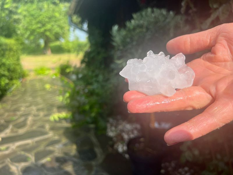 Grindină în Satu Mare