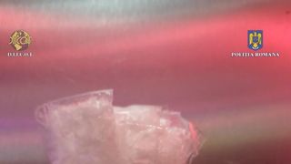 Rom&acirc;nia, țara celor mai periculoase tentații. Tot mai mulți tineri și minori prinși cu substanțe interzise 