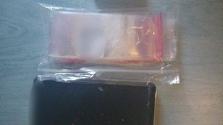 Rom&acirc;nia, țara celor mai periculoase tentații. Tot mai mulți tineri și minori prinși cu substanțe interzise 