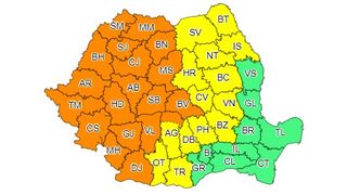 O nouă zi de foc pentru români! 33 de județe vor fi lovite de furtuni și caniculă. Al treilea val de caniculă vine cu temperaturi istorice