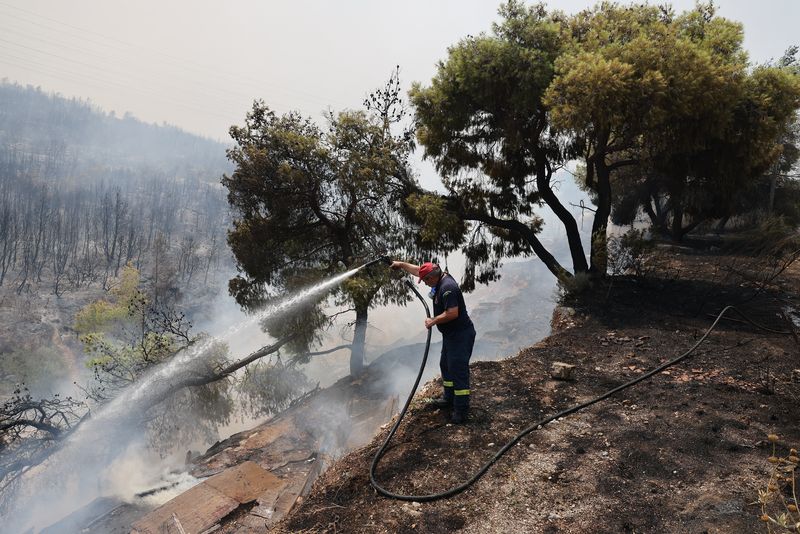 Incendii Grecia 2023. Există risc ridicat să apară noi focare