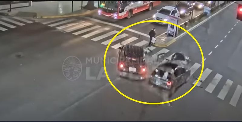 VIDEO. Momentul șocant în care femeia scapă cu viață