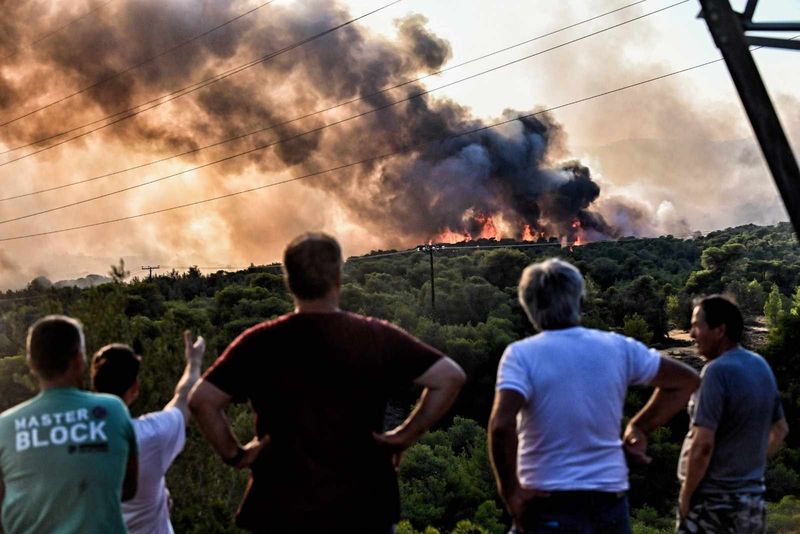 Ce se va întâmpla cu turiștii români, care se află în zonele afectate de incendiile din Rodos. ,,Se lucrează pentru ca toţi turiştii să poată avea parte de o experienţă plăcută''