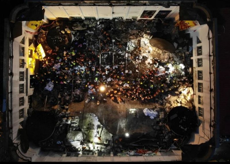 Incidentul șocant a avut loc la Școala medie nr. 34 din Qiqihar, provincia Heilongjiang, unde echipa de volei feminin se antrena.