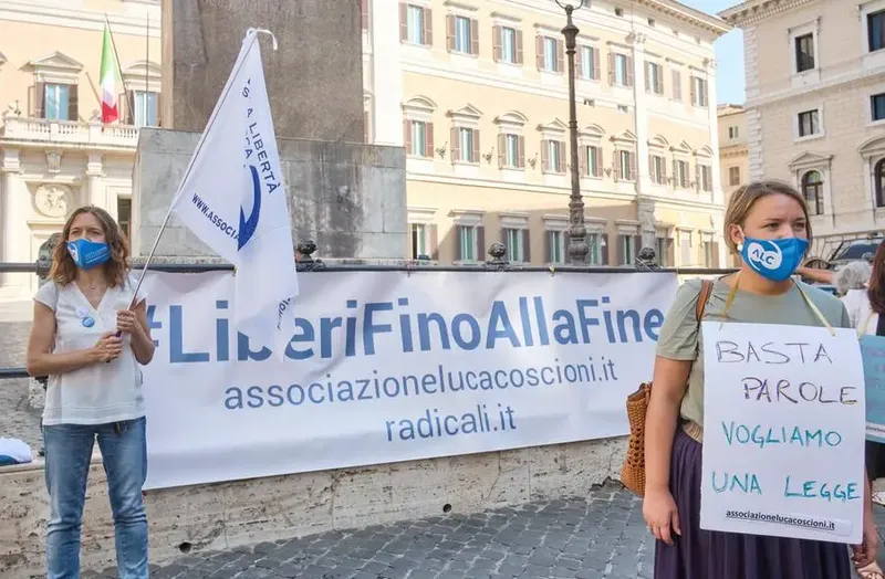 sinucidere asistata Asociației Luca Coscioni