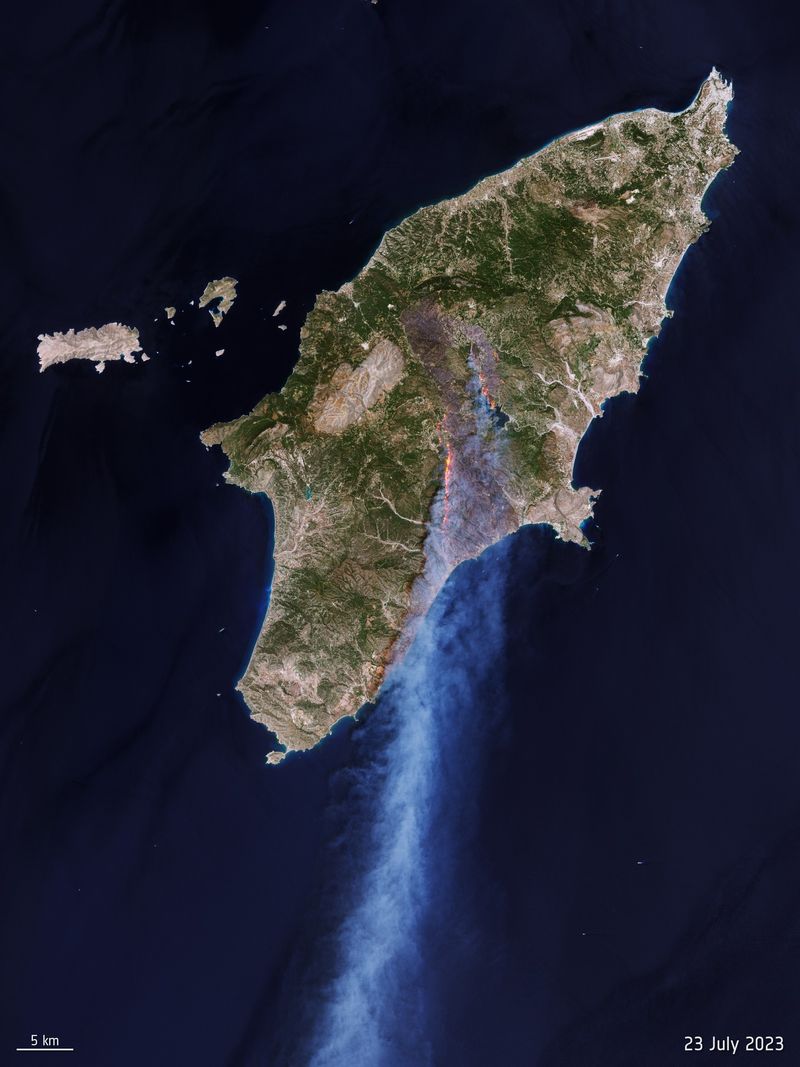 Incendii Grecia 2023. Insula Rhodos, imagini uluitoare din satelit
