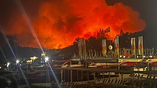 Incendii de vegetație &icirc;n Turcia. Zonele afectate: Antalya, Goynuk și Kemer