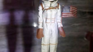 Wells și colegii săi au decis să testeze modele la scară pentru a se asigura că spray-ul de azot lichid funcționează. 