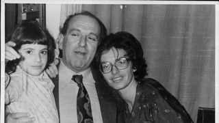 &Icirc;ntregul jurnal &icirc;i este confiscat