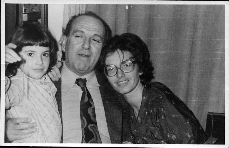 Întregul jurnal îi este confiscat