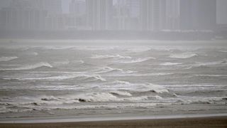 Taifunul Doksuri a devastat estul Asiei. Peste 12.000 de persoane au fost evacuate