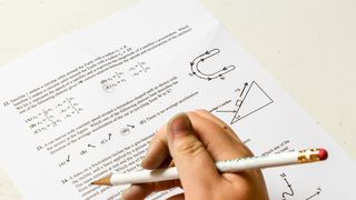 BAC 2023 sesiunea de toamnă: Cum se face echivalarea competențelor lingvistice și digitale? Probele scrise încep pe 16 august