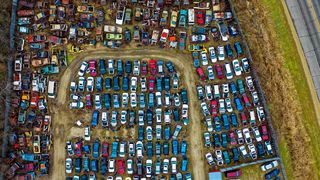 Rabla local 2023. Programul debutează luni. Ministrul Mediului: &rdquo;Proprietarii de maşini vor primi 3.000 lei &icirc;n schimbul casării unui autovehicul vechi şi poluant&rdquo;