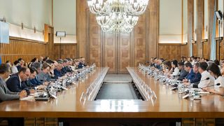 Ordonanță de urgență &icirc;n scandalul azilelor groazei. Guvernul discută despre reforma sistemului de asistență socială.