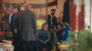 În această seară, de la ora 20:00, în “Melek”, la Kanal D,  Omer nu renunță la Defne