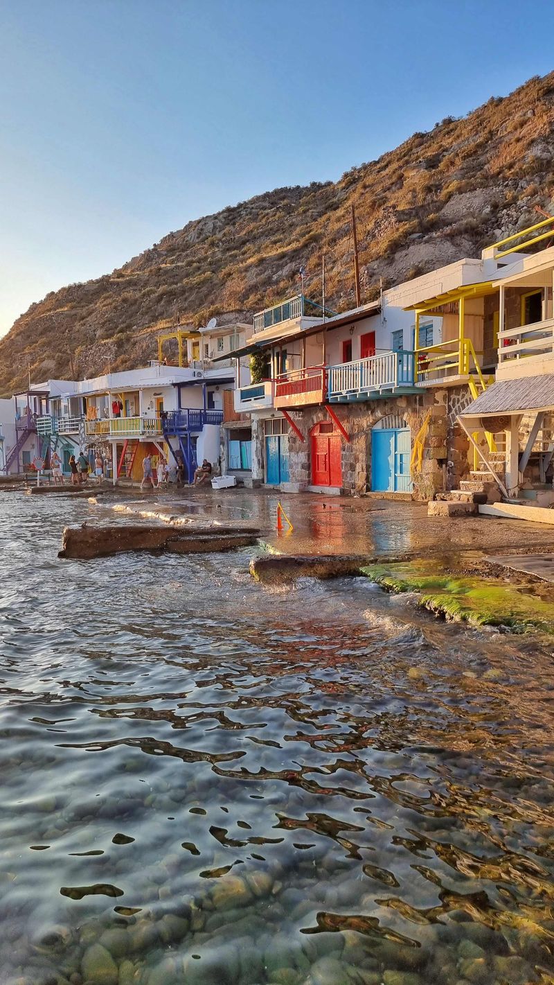 George Mihai, prezentatorul "ROventura", vacanță de vis în insulele grecești