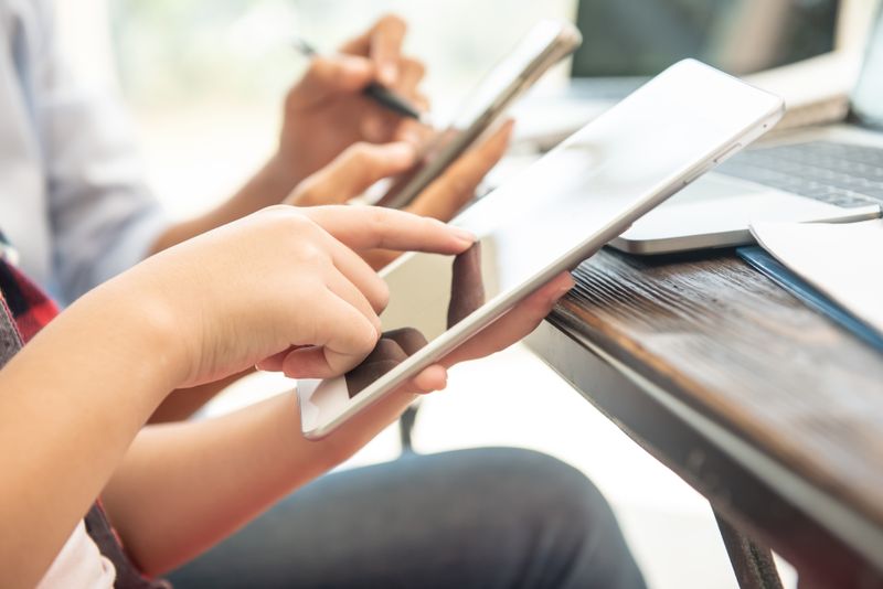 12 din 71 de tablete furate au fost recuperate