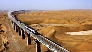 China a construit o cale ferată care &icirc;nconjoară Marea Morții