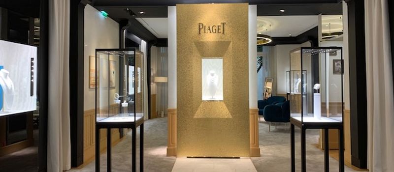 Atacatorii au sustras bijuterii în valoare de aproape 15 milioane de euro