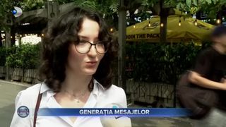 VIDEO - Tinerii preferă să trimită mesaje &icirc;n detrimentul apelurilor