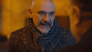 În această seară, de la ora 20:00, în “Melek”, la Kanal D, Melek, renegată de tatăl ei