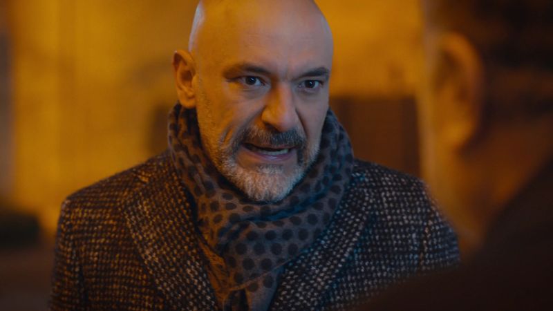 În această seară, de la ora 20:00, în “Melek”, la Kanal D, Melek, renegată de tatăl ei