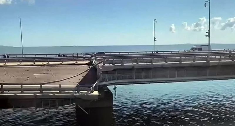 Cele două atacuri pe mare de vineri au avut loc în apropierea strâmtorii Kerch.