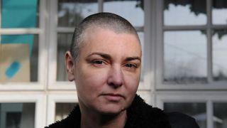 Sin&eacute;ad O'Connor - artistă