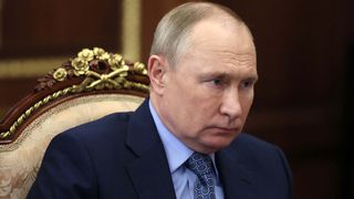 Vladimir Putin ordonă evacuarea unui &icirc;ntreg sat din Rusia, din cauza unei rachete. Locuitorii se grăbesc să plece din zonă