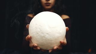 Horoscop august 2023