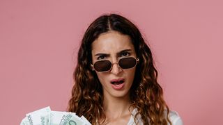 Curs valutar BNR 8 august 2023. Noile cotații pentru euro și dolar. La ce nivel au ajuns?