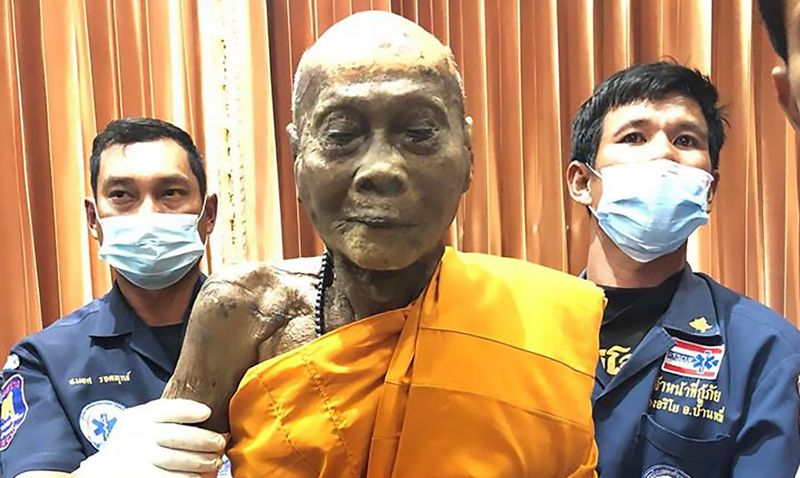 Venerabilul călugăr budist Luang Phor Pian 