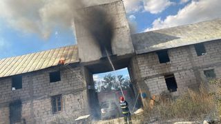 Incendiu puternic la Mănăstirea Delta Neajlovului