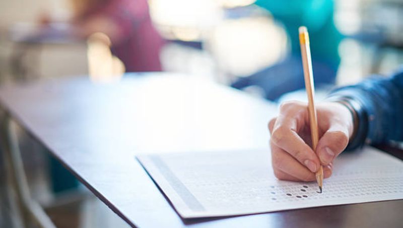 Subiecte BAC 2023 Română sesiunea de toamna: la ce oră se publică baremul de corectare