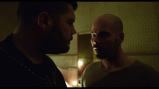 Gennaro Savastano,   de propria familie? Intrigi țesute cu minuțiozitate și lupte teribile &icirc;ntre cele mai puternice clanuri mafiote italiene, &icirc;n această seară, de la ora 22:30, &icirc;ntr-un nou episod din &ldquo;Gomora&rdquo;, la Kanal D2Gennaro Savastano, <sabota