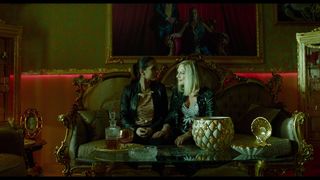 Gennaro Savastano,   de propria familie? Intrigi țesute cu minuțiozitate și lupte teribile &icirc;ntre cele mai puternice clanuri mafiote italiene, &icirc;n această seară, de la ora 22:30, &icirc;ntr-un nou episod din &ldquo;Gomora&rdquo;, la Kanal D2Gennaro Savastano, <sabota