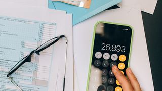 Bursele europene au &icirc;nchis marţi &icirc;n scădere cu circa 1%