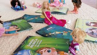 P&acirc;nă acum, cei doi soți au creat &icirc;n total 6 cărți.