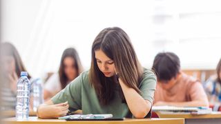 Edu.ro Subiecte BAC 2023 toamnă: Ce au primit elevii la Rom&acirc;nă?