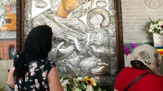 Maica Domnului are 10 zile de pomenire &icirc;n calendarul ortodox