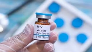 Vaccinul HPV va fi compensat din această toamnă și pentru băieți, dar și pentru femeile cu vârsta de la 18 la 45 de ani.
