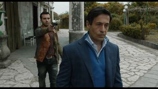 Gennaro  , &icirc;n această seară, &icirc;ntr-un nou episod din serialul &ldquo;Gomora&rdquo;, la Kanal D2