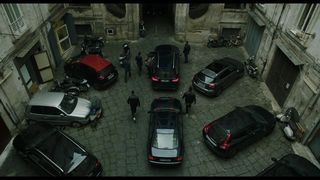 Gennaro  , &icirc;n această seară, &icirc;ntr-un nou episod din serialul &ldquo;Gomora&rdquo;, la Kanal D2