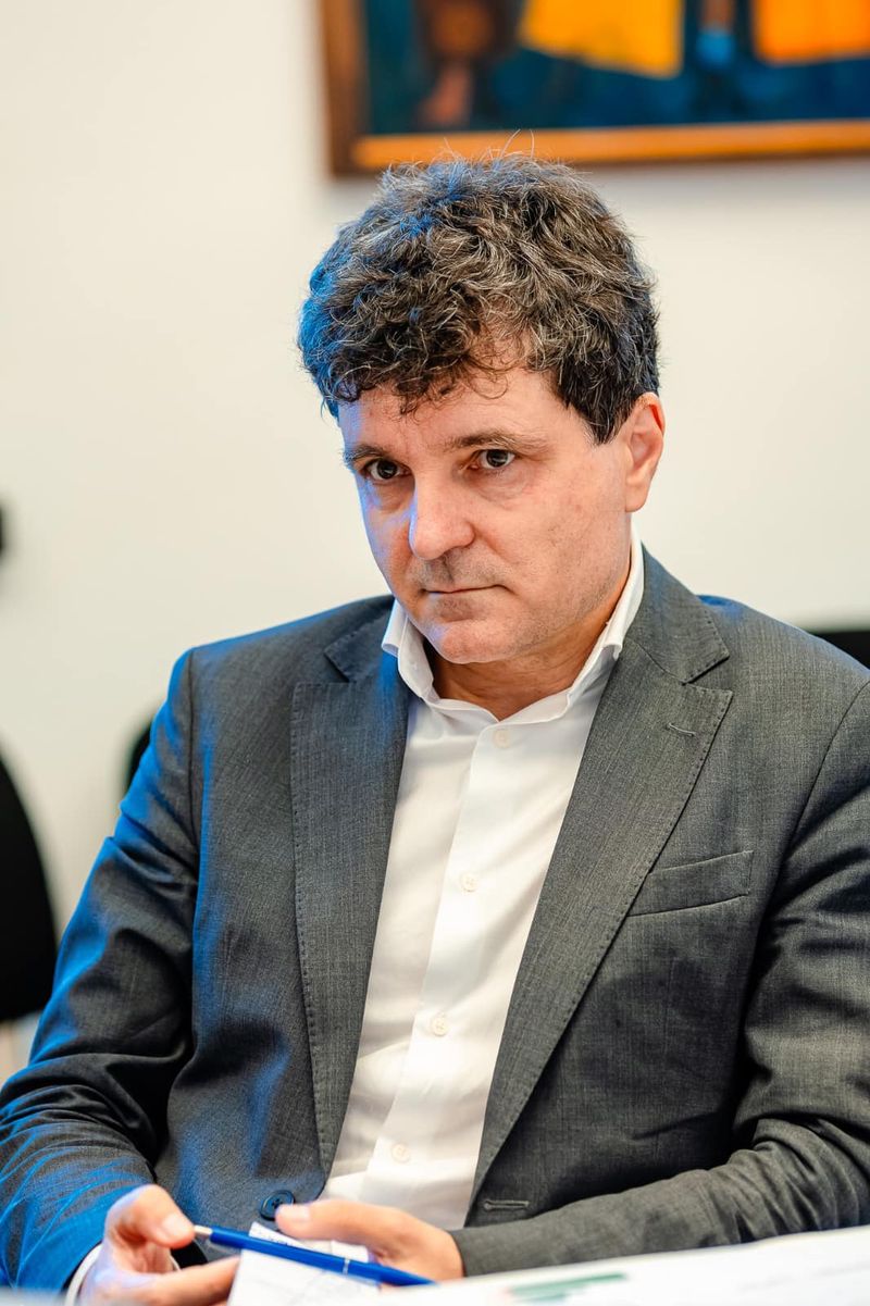 Nicușor Dan i-a răspuns lui Marcel Ciolacu. Când va fi reluată, de fapt,  furnizarea apei calde în Capitală